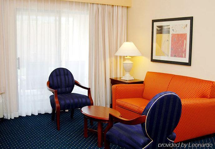 คอร์ทยาร์ด ดัลตัน Hotel ดาลตัน ภายนอก รูปภาพ